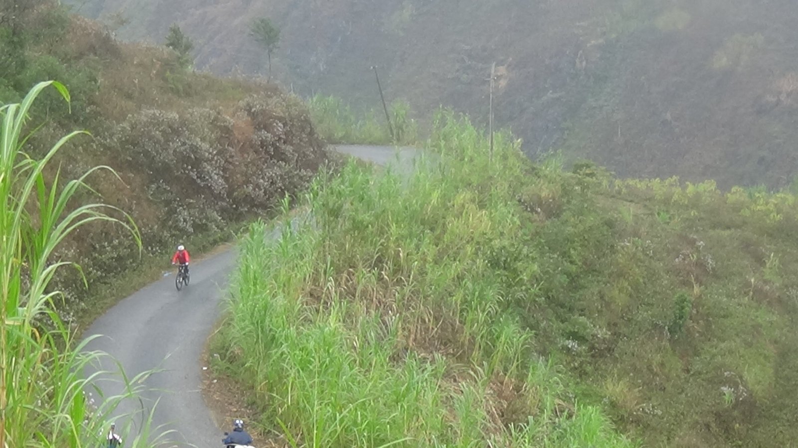 Tour by Bicycle from Sapa to Ha Giang and Halong 15 Days